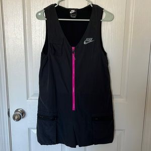 Nike icon clash romper